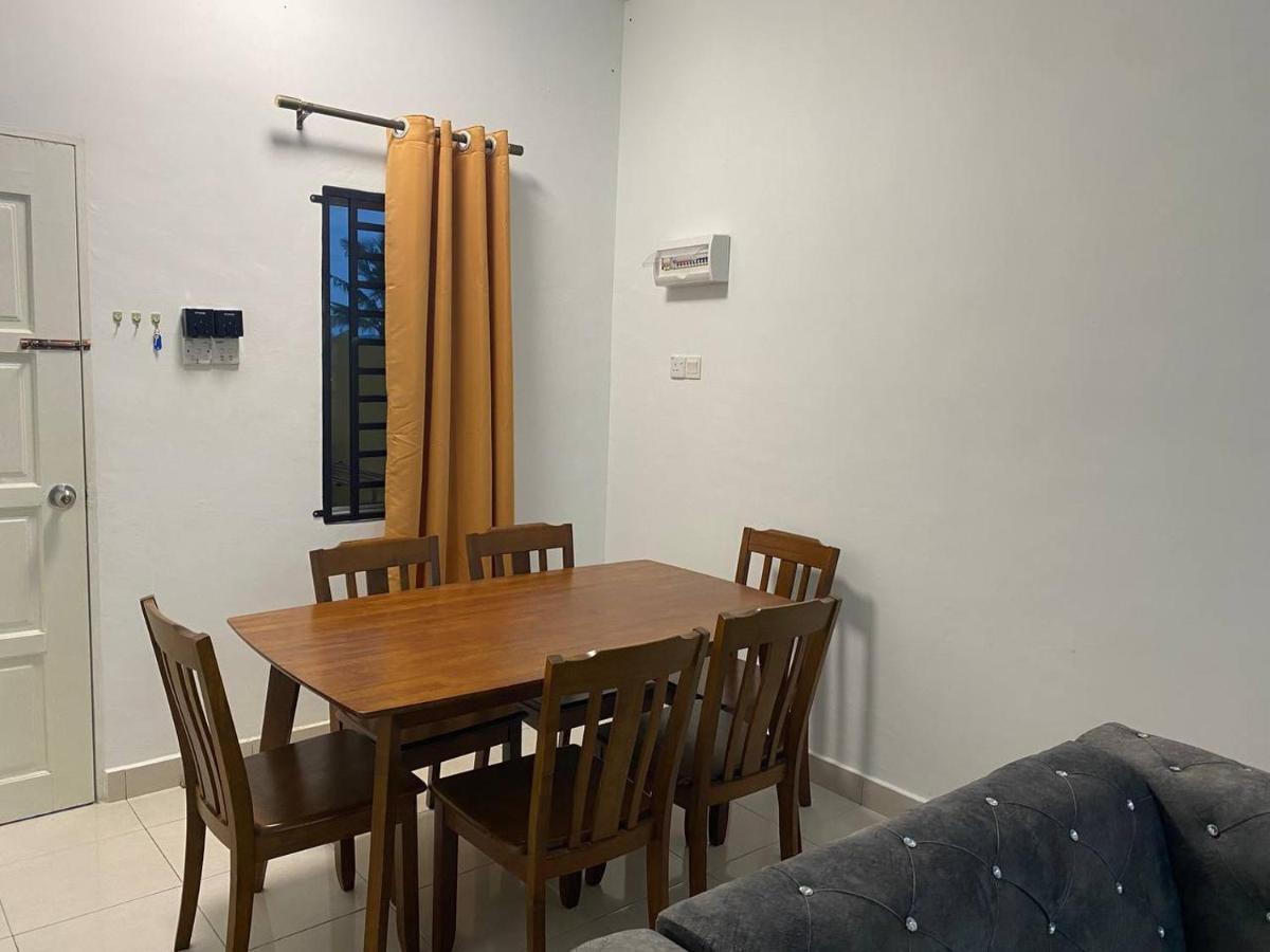 Anak Air Homestay, Serkam Islam Guest Only Holiday home *